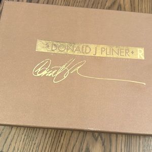 8.5M Donald Pliner Leather Snake-print Slingback Pumps